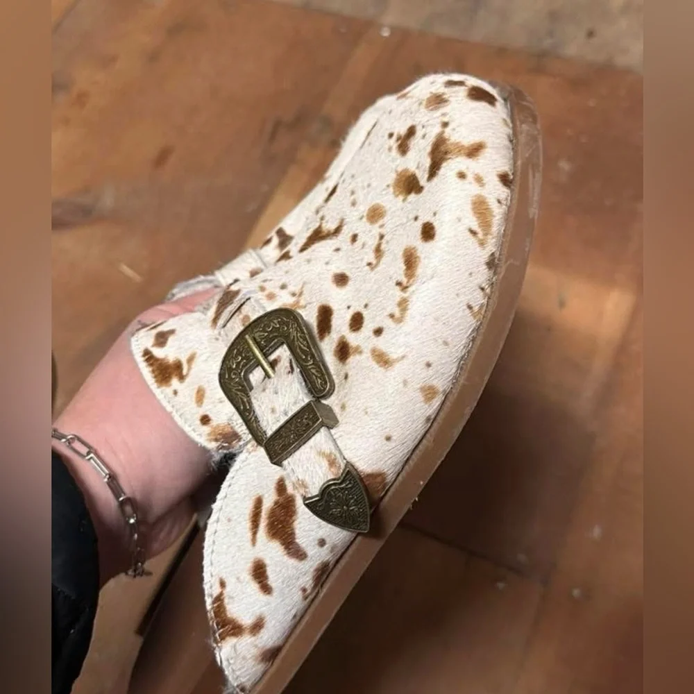 Cowhide Clogs - Picture 2 of 3